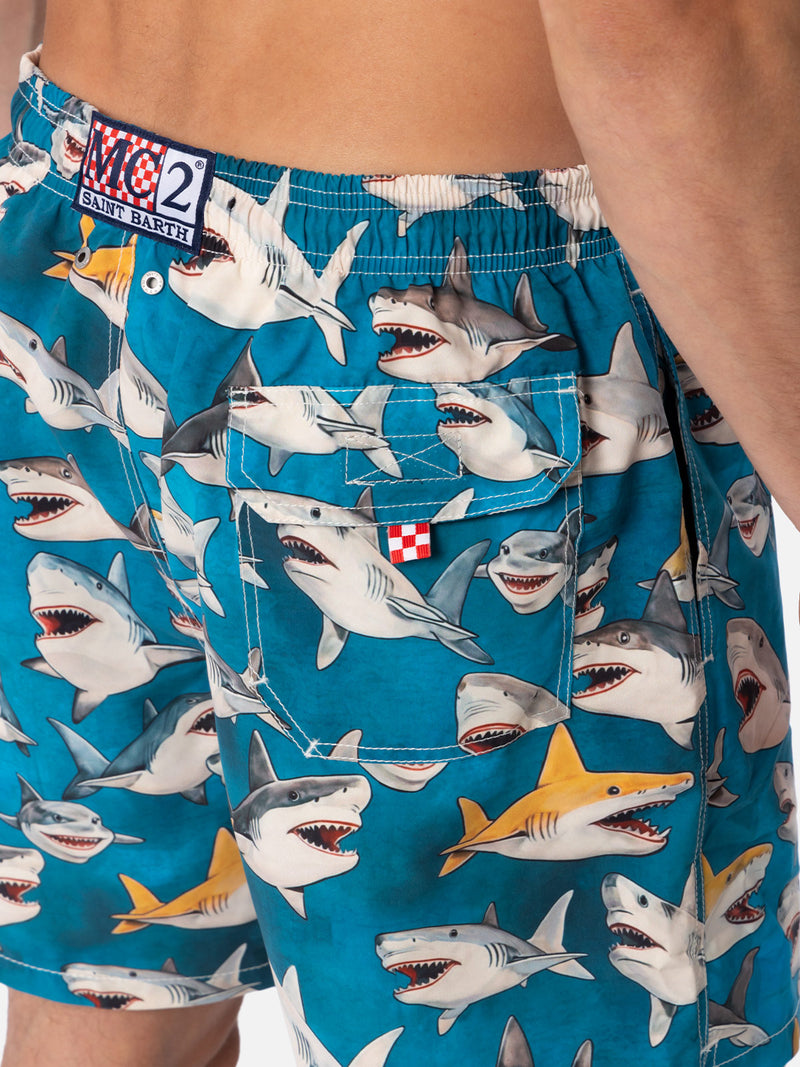 Costume da bagno da uomo Gustavia lunghezza media con stampa squali | AI CO-CREATED DESIGN BY RICKDICK - POWERED BY RED-EYE