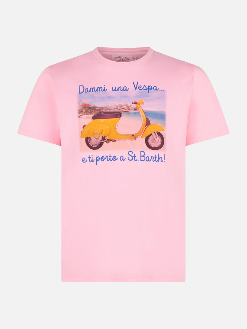 T-shirt da uomo in cotone trattamento vintage con stampa Dammi una Vespa e ti porto a St. Barth | EDIZIONE SPECIALE VESPA®