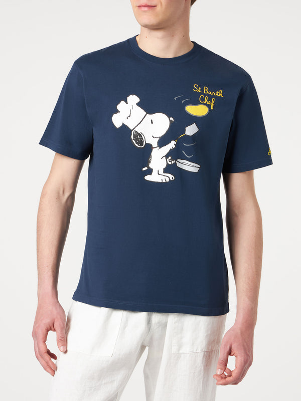 T-shirt da uomo in cotone con stampa Chef Snoopy | SNOOPY - EDIZIONE SPECIALE PEANUTS™