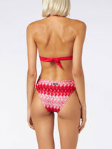 Bikini a triangolo rosso multicolore in maglia chevron