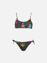 Bikini bralette per bambina Jaiden con stella marina su stampa mimetica