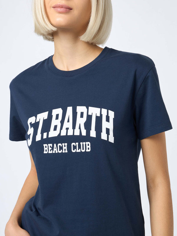 Damen-T-Shirt Emilie aus Baumwolljersey mit Rundhalsausschnitt und Saint Barth Beach Club-Aufdruck