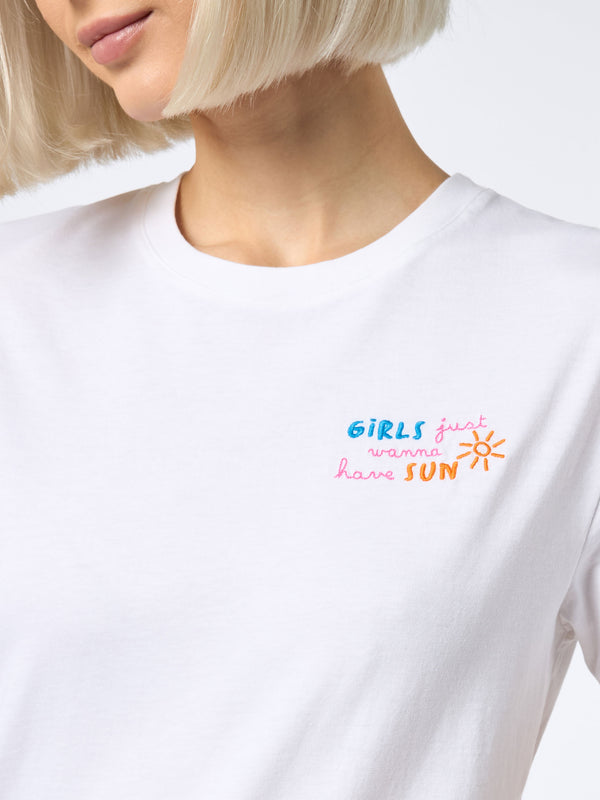 Damen-T-Shirt Emilie aus Baumwolljersey mit Rundhalsausschnitt und „Girls just wanna have Sun“-Stickerei