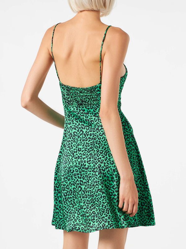 Kurzes Kleid mit Leopardenmuster