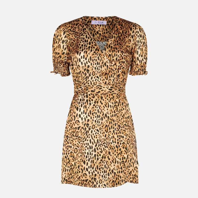 Woman short dress with leopard print