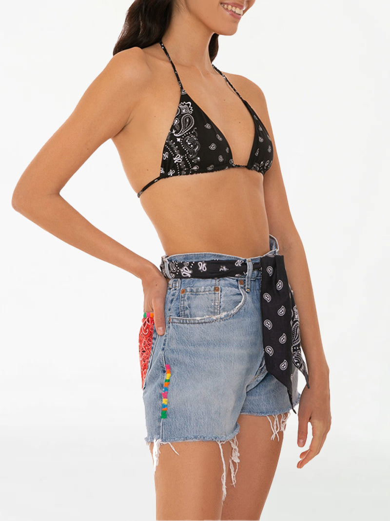 Woman denim shorts with embroidery