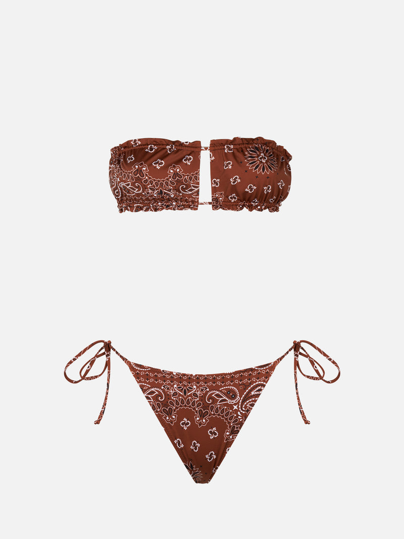 Woman bandeau bikini with bandanna print