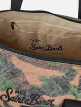 Travel duffel bag with camouflage print