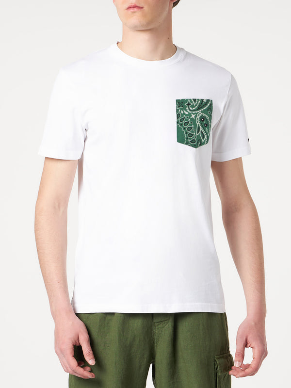Herren-T-Shirt aus Baumwolle mit aufgedruckter Bandana-Tasche