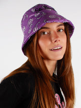 Woman bucket hat with paisley print