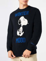 Blauer Herrenpullover Winter Mood Snoopy-Aufdruck | SNOOPY – PEANUTS™ SONDEREDITION