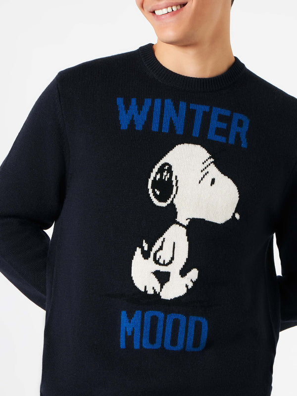 Maglia da uomo blu stampa Winter Mood Snoopy | SNOOPY - EDIZIONE SPECIALE PEANUTS™