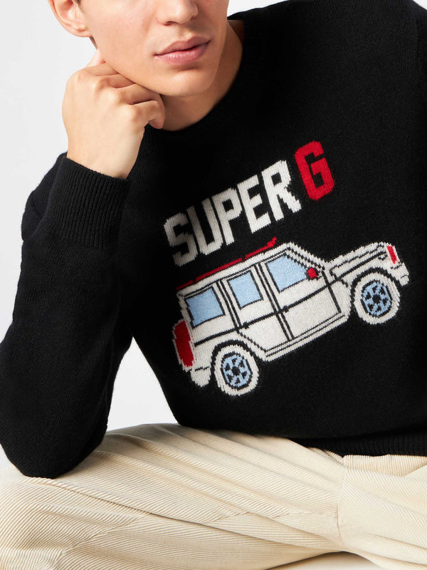 Man black sweater with Super G print