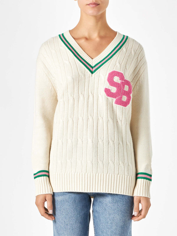 Woman v-neck braided sweater with patch