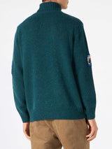 Man green turtle-neck sweater