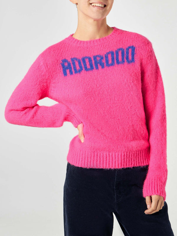 Woman fluo pink brushed sweater with Adoro print