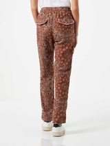 Pantalone da donna in lino con stampa bandana marrone