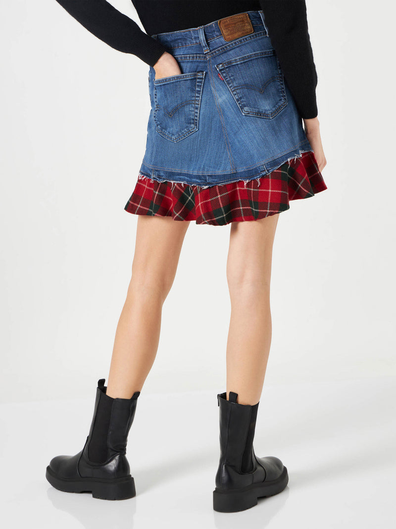 Woman vintage jeans skirt with tartan details