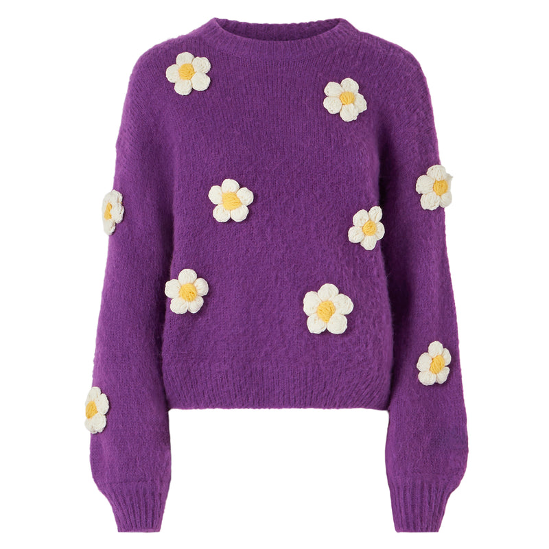 Woman brushed crewneck sweater with daisy appliqué