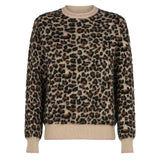 Woman brushed sweater with leopard pattern